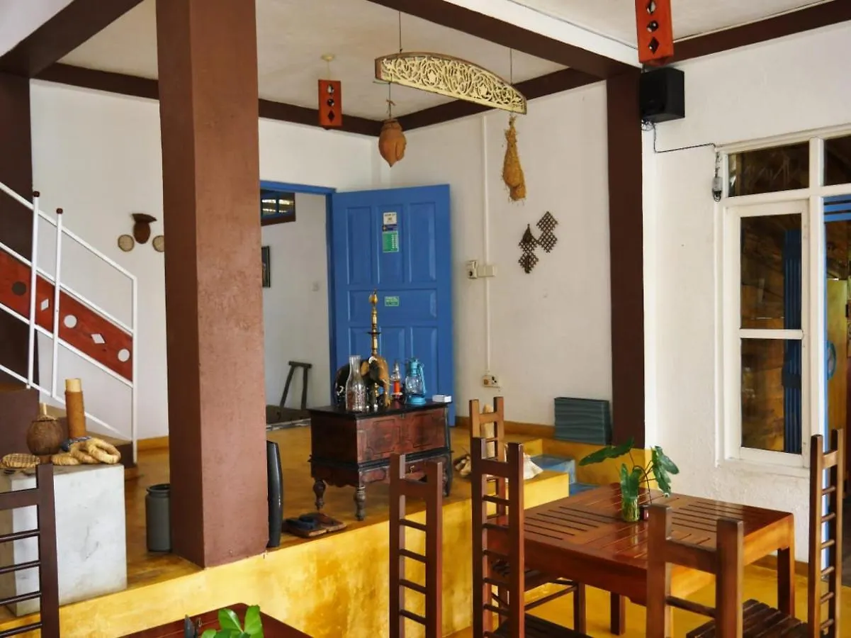 *** Guest house The Change Hotel Kandy Sri Lanka