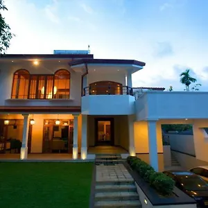 Hotel Clove, Kandy